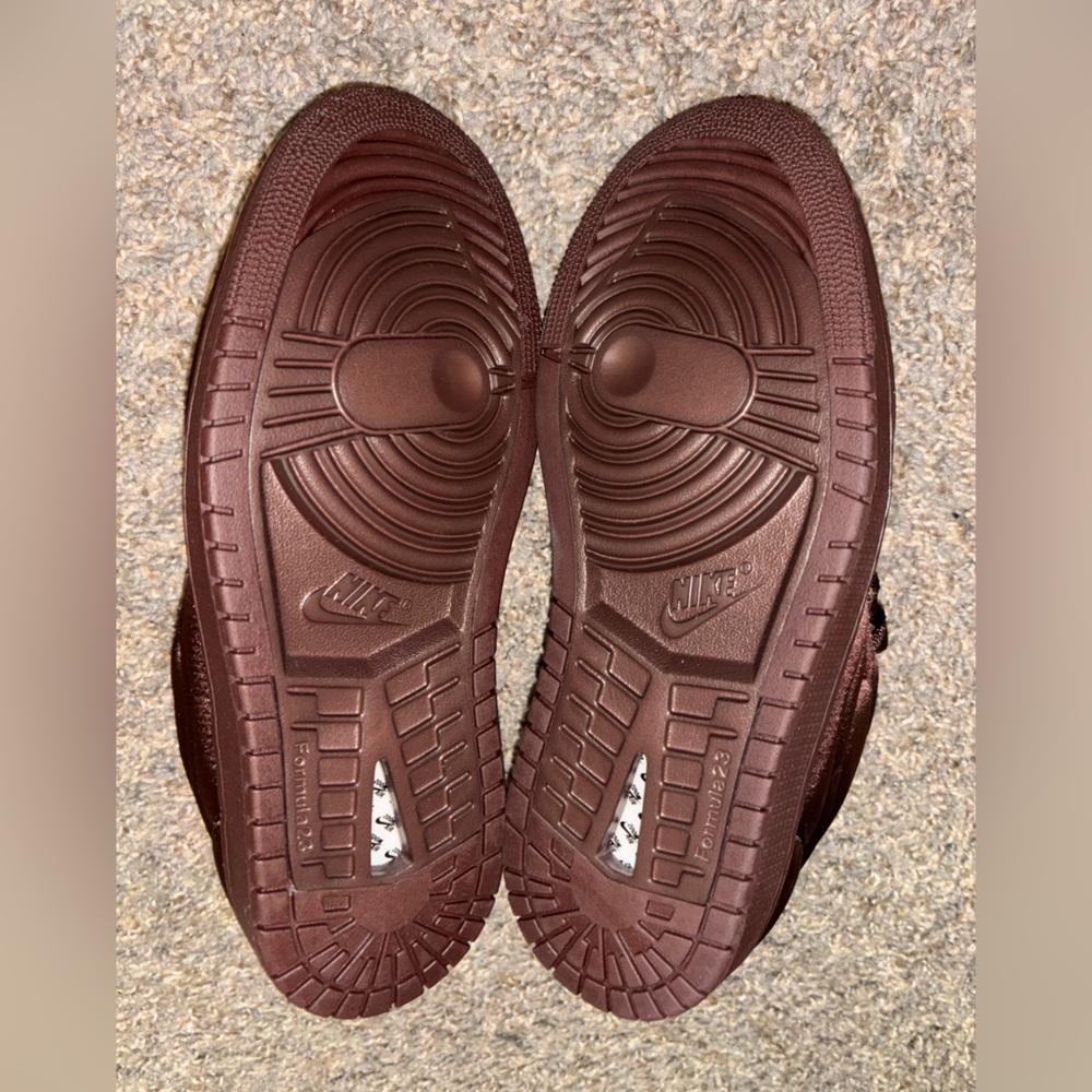 Sz. 9.5 Women’s Air Jordan 1 Low MM (Method of Make) 'Satin Earth' with box. - Picture 6 of 6